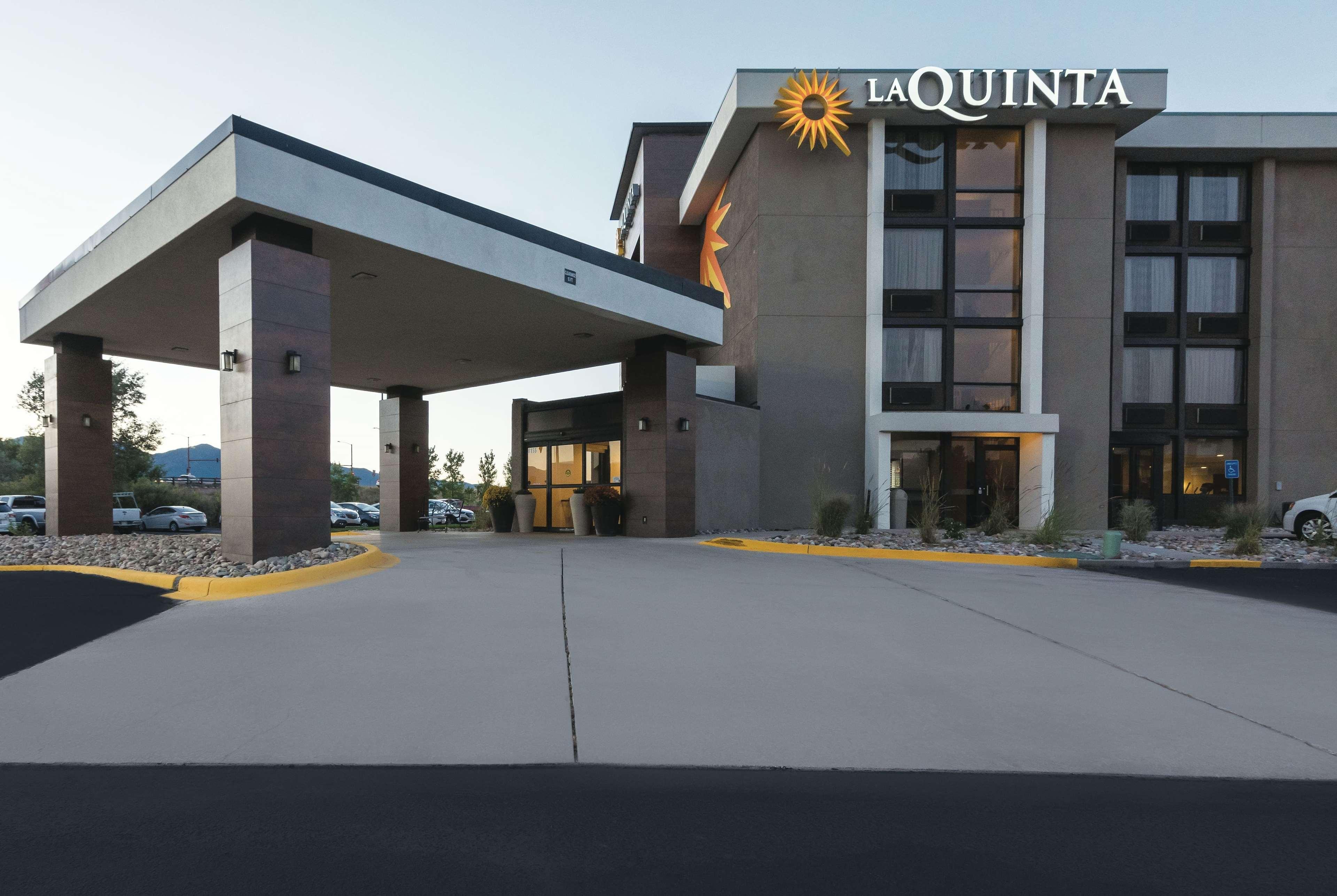 La Quinta By Wyndham Colorado Springs North Hotel Exterior foto